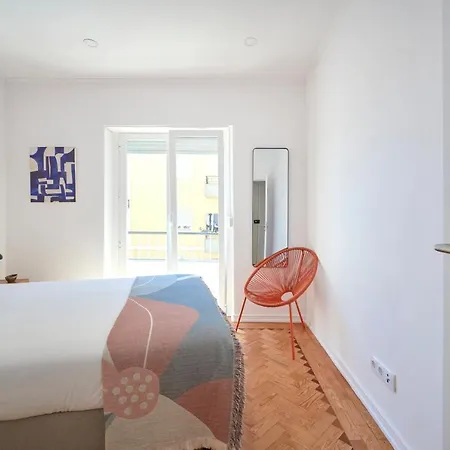Enjoy The Sunny Balcony, By Timecooler Apartment Lisbon