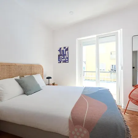 Enjoy The Sunny Balcony, By Timecooler Apartment