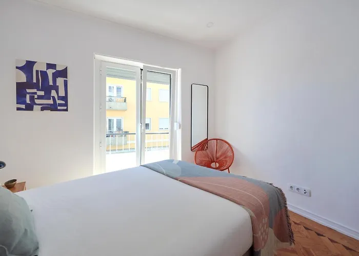 Enjoy The Sunny Balcony, By Timecooler شقة Lisboa