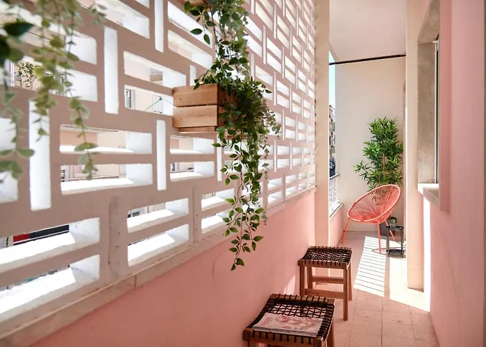 شقة Enjoy The Sunny Balcony, By Timecooler