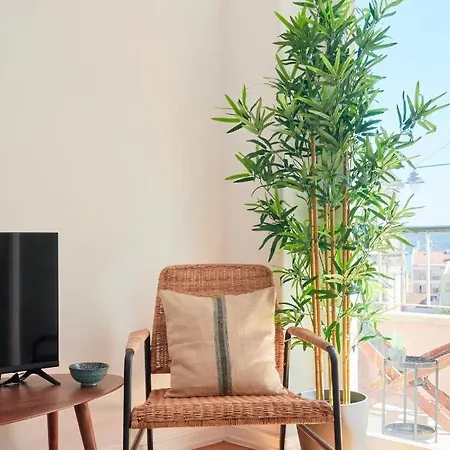 Apartment Enjoy The Sunny Balcony, By Timecooler *